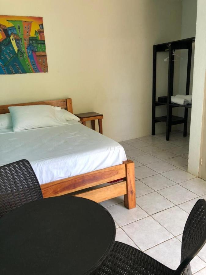 Sunshine Hotel Little Corn Island Esterno foto
