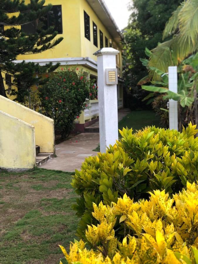 Sunshine Hotel Little Corn Island Esterno foto